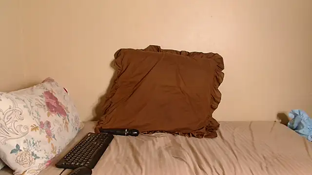 Karishma99  online show from March 2025 08:49:01 PM