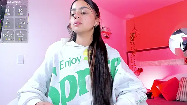 Snapshot of Bella_walker_ chatting on March 2026 07:54:02 PM Bella walker online show from March 2026 07:54:02 PM