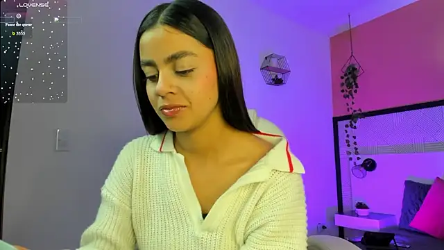 Snapshot of Bella_walker_ chatting on March 2026 08:46:02 PM Bella walker online show from March 2026 08:46:02 PM