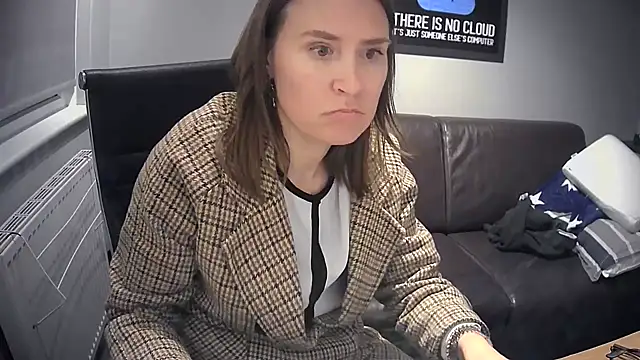 eatmypie69 online show from February 2026 09:25:02 PM