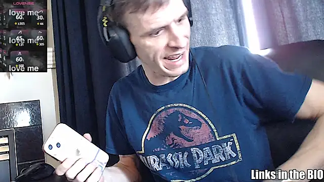 Snapshot of teninchty chatting on February 2025 06:48:02 PM teninchty online show from February 2025 06:48:02 PM