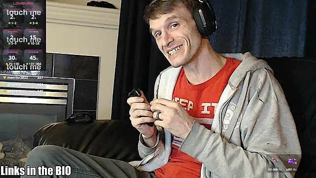 Snapshot of teninchty chatting on March 2025 01:26:01 AM teninchty online show from March 2025 01:26:01 AM