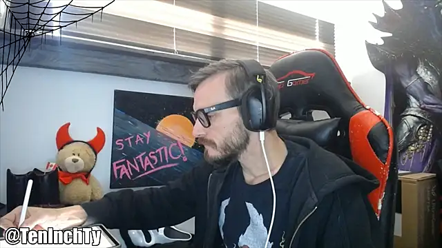 Snapshot of teninchty chatting on October 2025 06:20:01 PM teninchty online show from October 2025 06:20:01 PM