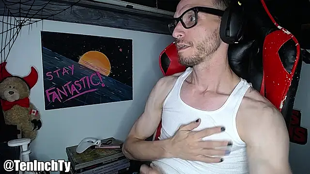 Snapshot of teninchty chatting on October 2025 04:24:01 AM teninchty online show from October 2025 04:24:01 AM