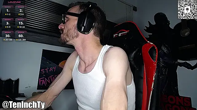 Snapshot of teninchty chatting on November 2025 05:06:01 AM teninchty online show from November 2025 05:06:01 AM