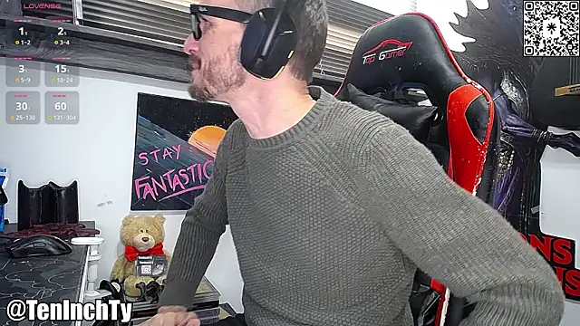 Snapshot of teninchty chatting on November 2025 05:12:02 PM teninchty online show from November 2025 05:12:02 PM