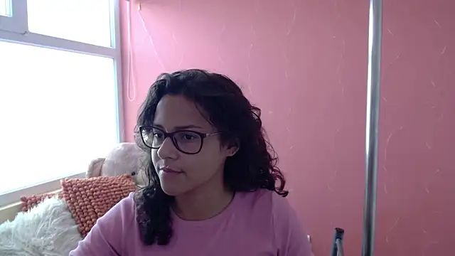 morahaze online show from January 2025 08:44:01 PM