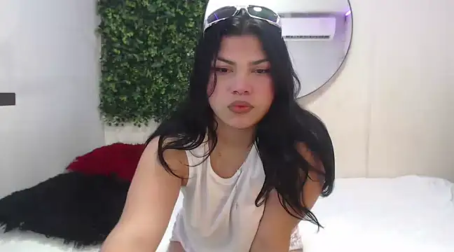 melany rouse18 online show from February 2025 02:32:01 PM