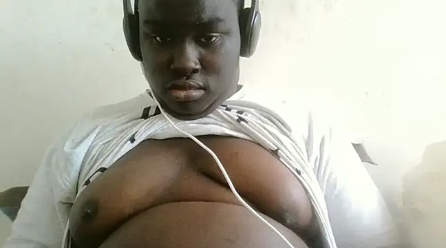 Akawsijunior21 online show from February 2025 06:20:02 PM