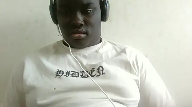 Akawsijunior21 online show from March 2025 07:56:01 PM