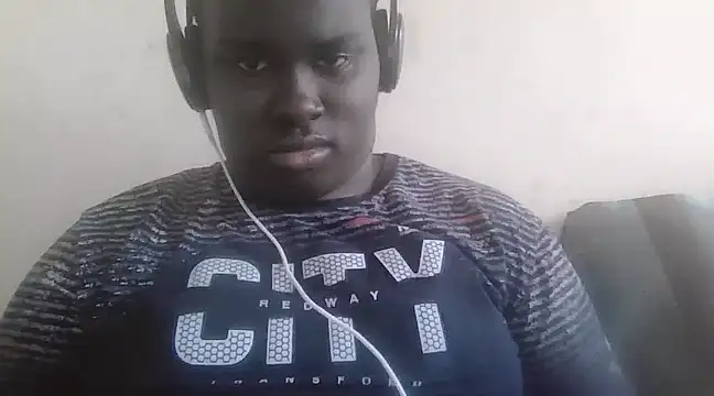 Akawsijunior21 online show from March 2025 10:52:02 PM