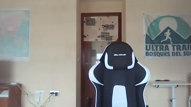 llopaco online show from November 2025 01:18:02 PM