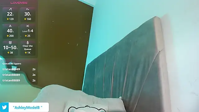 Snapshot of _Ashley_33 chatting on March 2025 11:11:02 PM Ashley 33 online show from March 2025 11:11:02 PM