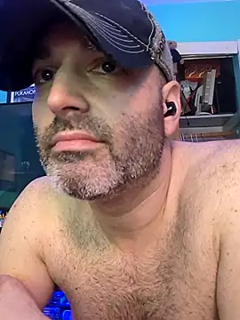 Snapshot of Novabear6996 chatting on May 2026 07:24:02 AM Novabear6996 online show from May 2026 07:24:02 AM