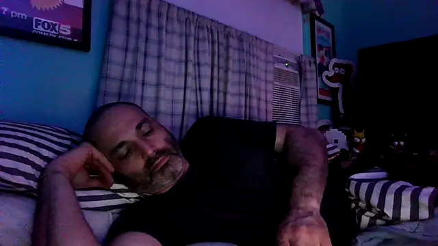 Novabear6996 online show from July 2026 06:39:01 AM