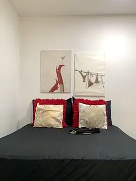 Dahiana Giil online show from September 2025 07:57:02 AM