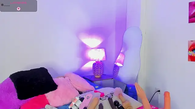 naomy 68 online show from November 2025 07:00:02 AM