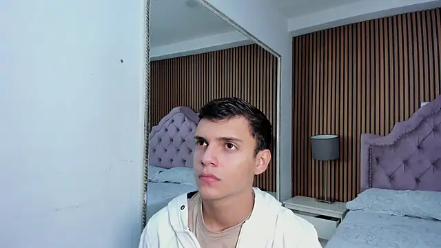 Snapshot of JacobRoberts1 chatting on September 2025 01:56:02 PM JacobRoberts1 online show from September 2025 01:56:02 PM