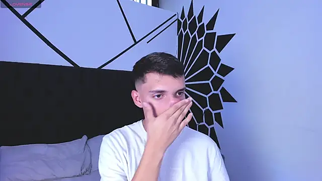 Snapshot of JacobRoberts1 chatting on September 2025 08:12:02 PM JacobRoberts1 online show from September 2025 08:12:02 PM