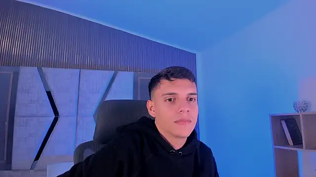 Snapshot of JacobRoberts1 chatting on October 2025 08:13:02 PM JacobRoberts1 online show from October 2025 08:13:02 PM