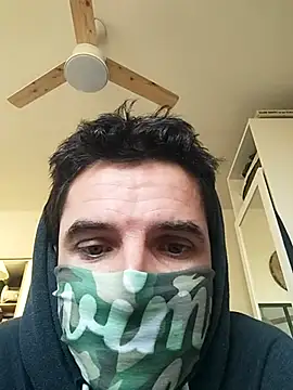 Snapshot of stfbi chatting on February 2025 03:20:02 PM stfbi online show from February 2025 03:20:02 PM