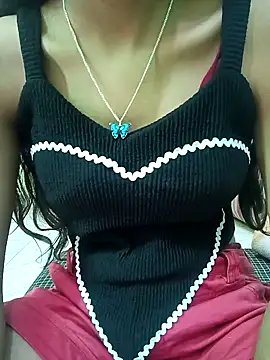 Snapshot of Aaradhna-hoy chatting on March 2025 05:36:01 AM Aaradhna-hoy online show from March 2025 05:36:01 AM