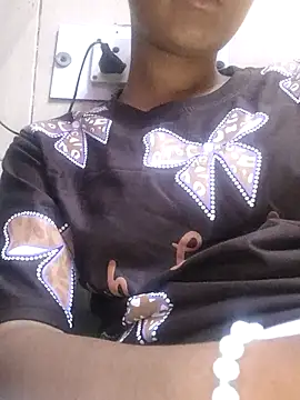 Snapshot of Aaradhna-hoy chatting on September 2025 10:26:02 AM Aaradhna-hoy online show from September 2025 10:26:02 AM