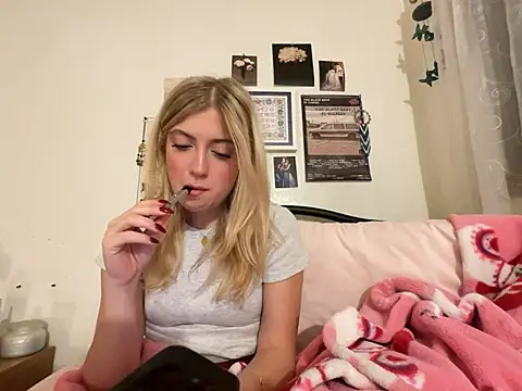 sinfulblonde1 online show from February 2025 01:32:01 AM