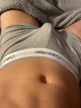 Snapshot of tiago499 chatting on February 2025 09:15:02 PM tiago499 online show from February 2025 09:15:02 PM