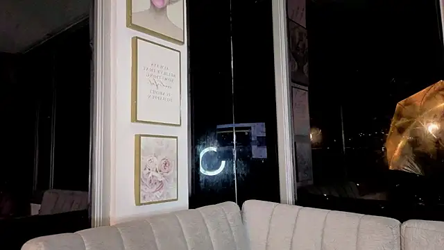 Ivanna West online show from April 2026 09:59:01 AM