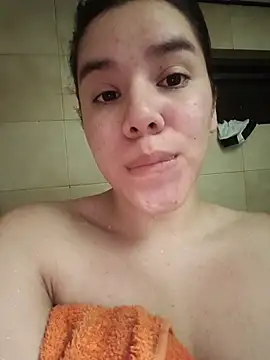 Snapshot of EmmaSulivan chatting on February 2026 10:34:02 AM EmmaSulivan online show from February 2026 10:34:02 AM