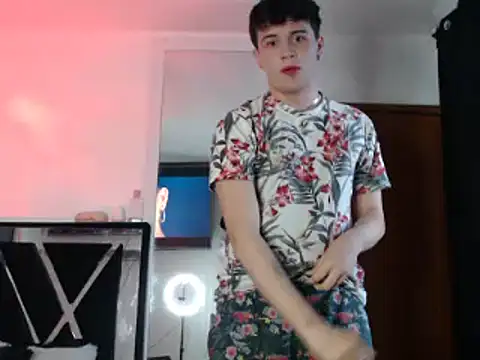 Snapshot of Smith_boy_25 chatting on March 2025 10:05:02 PM Smith boy 25 online show from March 2025 10:05:02 PM