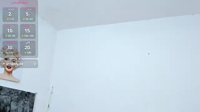 Snapshot of Chloe_diamondss chatting on March 2025 06:49:02 AM Chloe diamondss online show from March 2025 06:49:02 AM