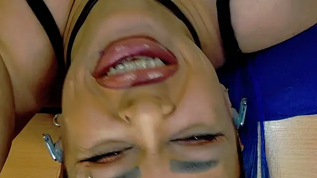 Snapshot of Sophie-Rosenfeld chatting on October 2025 11:00:02 AM Sophie-Rosenfeld online show from October 2025 11:00:02 AM