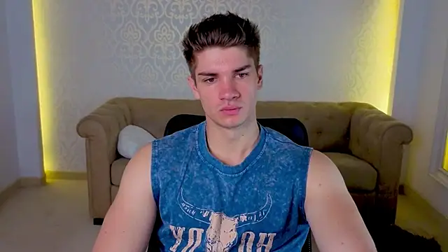 MaxKaiden online show from June 2026 03:41:01 AM