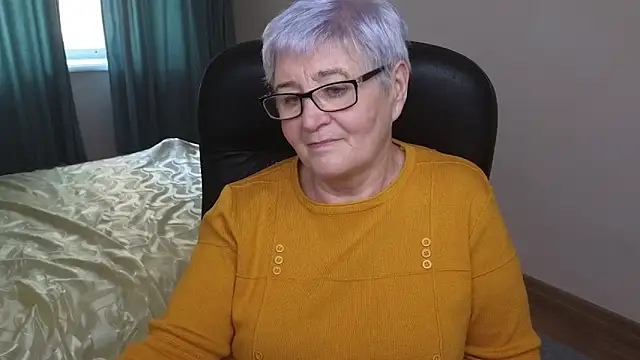 Sandra Snowflake online show from February 2025 11:05:01 AM