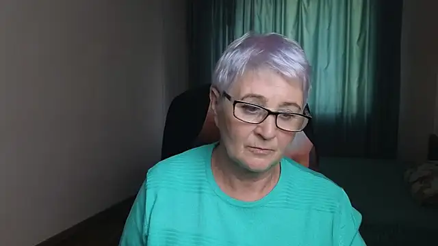 Sandra Snowflake online show from October 2025 12:06:02 PM