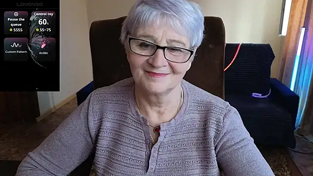 Snapshot of Sandra_Snowflake chatting on April 2026 10:35:02 AM Sandra Snowflake online show from April 2026 10:35:02 AM