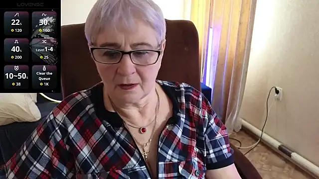 Snapshot of Sandra_Snowflake chatting on April 2026 12:27:01 PM Sandra Snowflake online show from April 2026 12:27:01 PM