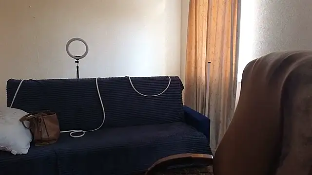 Snapshot of Sandra_Snowflake chatting on April 2026 11:28:01 AM Sandra Snowflake online show from April 2026 11:28:01 AM