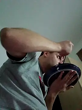 Snapshot of Eusuntnoulgigolo chatting on March 2026 10:14:01 PM Eusuntnoulgigolo online show from March 2026 10:14:01 PM