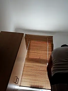 Snapshot of Eusuntnoulgigolo chatting on March 2026 09:42:01 AM Eusuntnoulgigolo online show from March 2026 09:42:01 AM