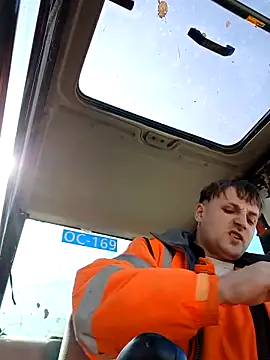 Snapshot of Eusuntnoulgigolo chatting on April 2026 12:38:02 PM Eusuntnoulgigolo online show from April 2026 12:38:02 PM