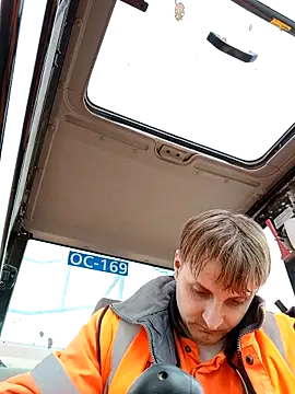 Snapshot of Eusuntnoulgigolo chatting on April 2026 03:19:02 PM Eusuntnoulgigolo online show from April 2026 03:19:02 PM