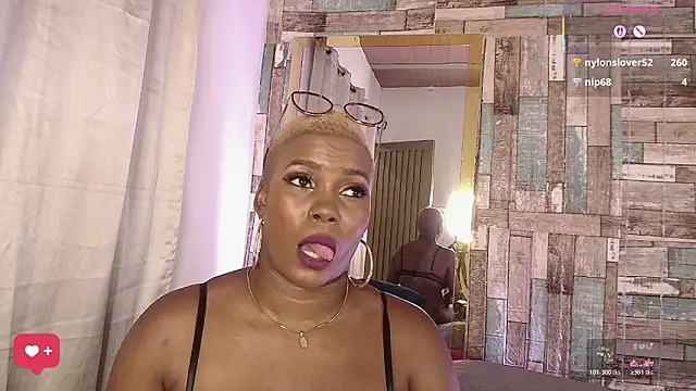 Snapshot of DashaSousaa chatting on February 2026 03:22:01 PM DashaSousaa online show from February 2026 03:22:01 PM