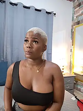 Snapshot of DashaSousaa chatting on March 2026 01:16:02 PM DashaSousaa online show from March 2026 01:16:02 PM