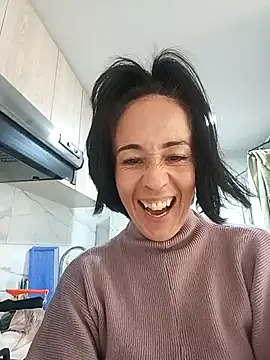 Coeur de luxure online show from October 2025 04:51:01 PM