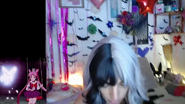 Snapshot of purplekattlyn chatting on March 2026 05:52:02 PM purplekattlyn online show from March 2026 05:52:02 PM