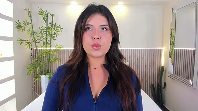 Snapshot of GeorginaReyes chatting on June 2026 10:24:01 PM GeorginaReyes online show from June 2026 10:24:01 PM