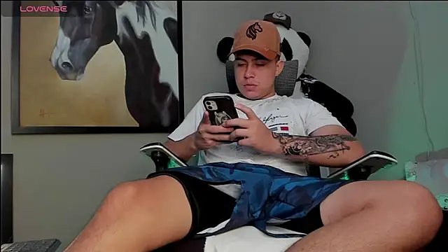 mattiwsmorris  online show from September 2025 03:00:02 PM